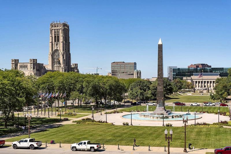park near downtown indianapolis