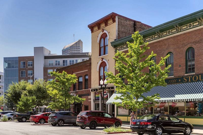 Car-Free Downtown Indy: Cultural Trail, Red Line & Walking
